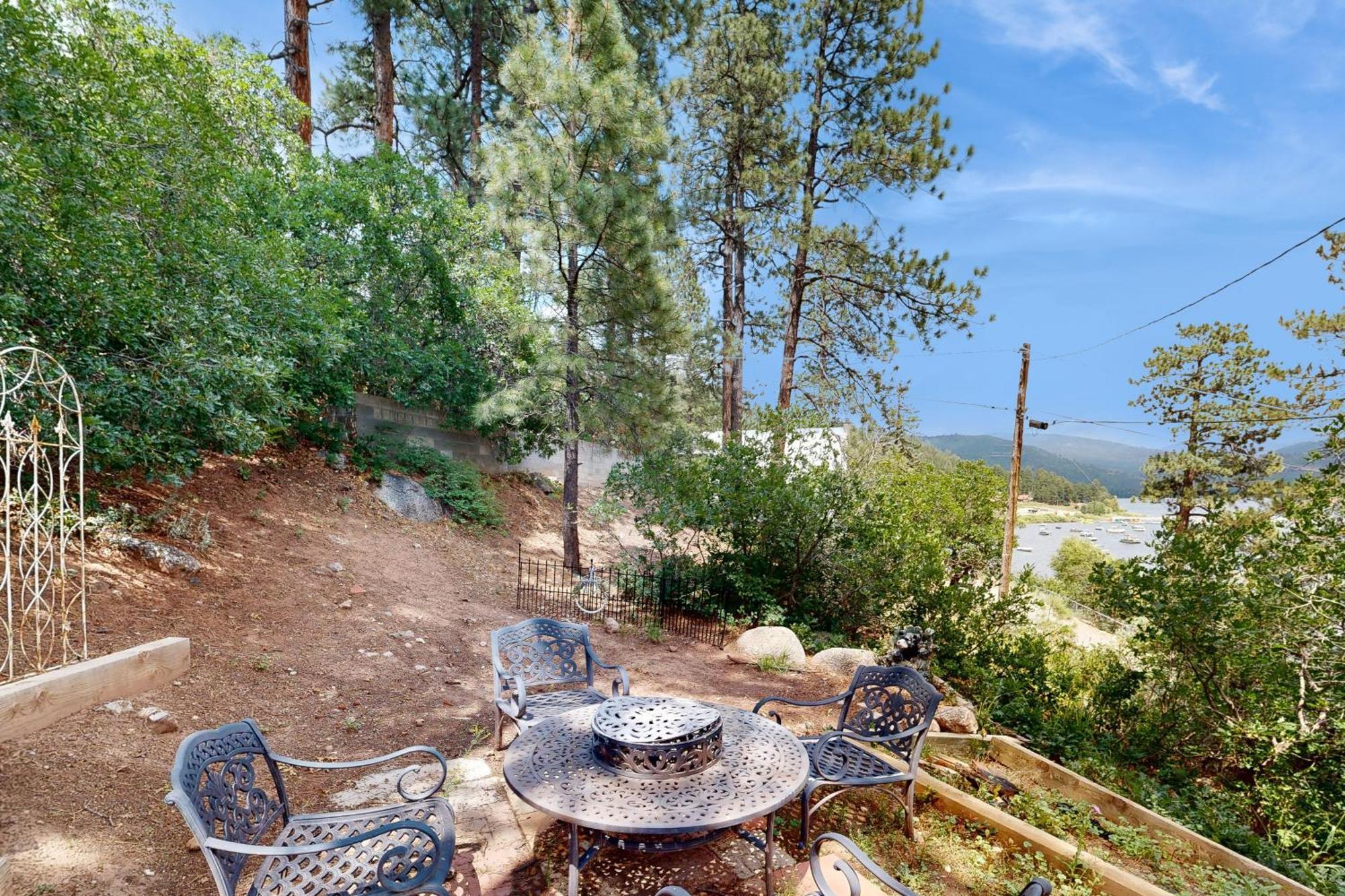 Lakefront Cabin Retreat Villa Vallecito Exterior photo